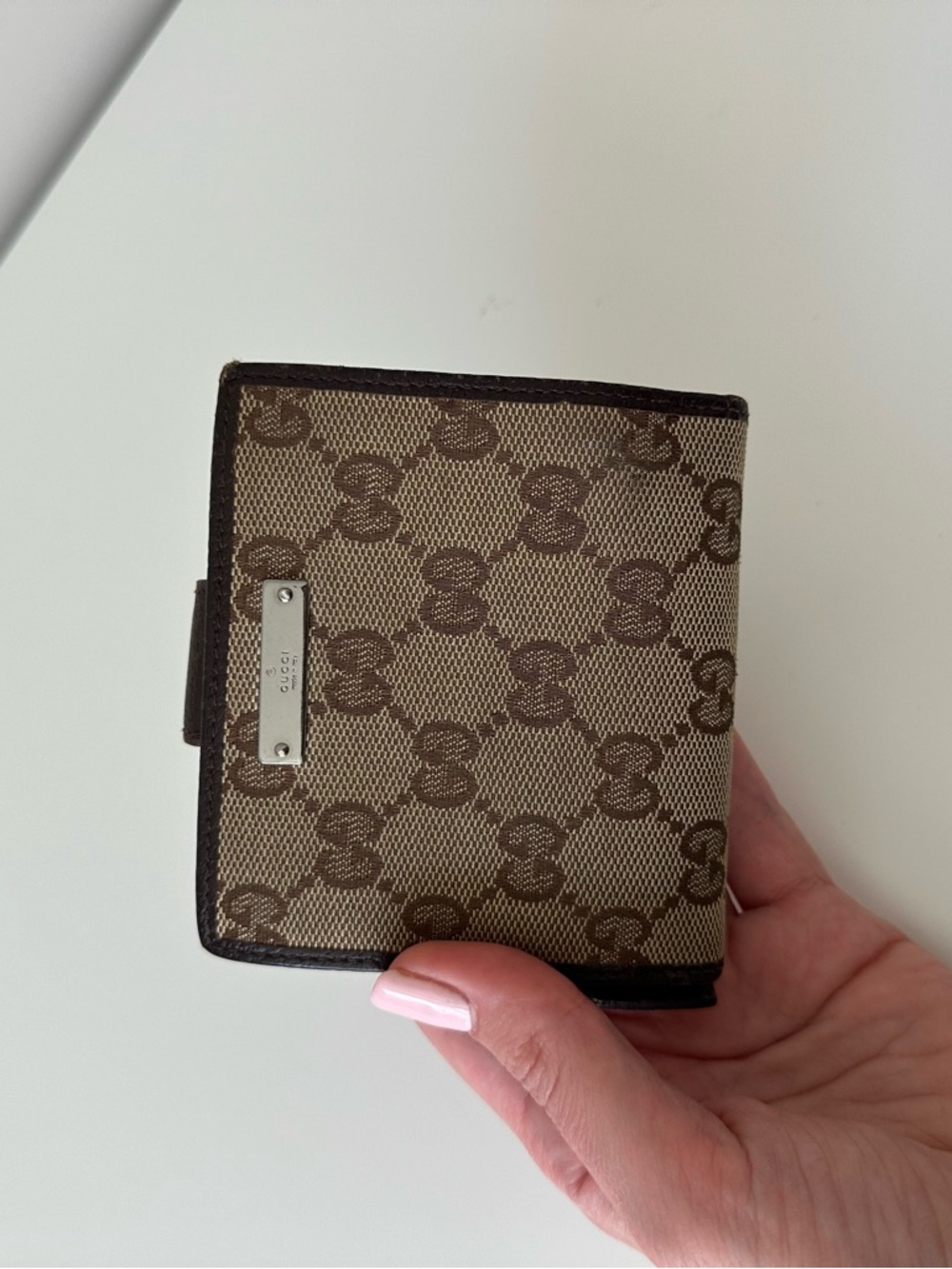 Gucci GG Supreme Canvas Snap Wallet in Brown and Tan - Picture 10 of 10